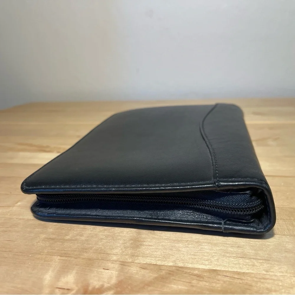 Jasco Leather Design leather folder zipper around closure